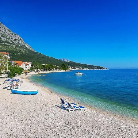 Apartment Beachfront Zaostrog
